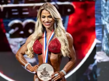 Mr. Olympia: Fisiculturista é internada com desidratação severa após pódio