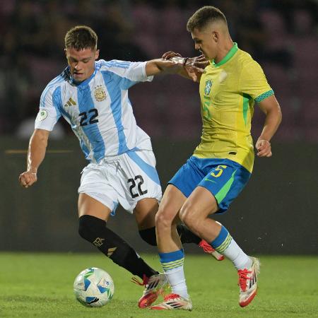 Moscardo se desculpou em nome da seleção brasileira sub-20, na derrota para Argentina - JUAN BARRETO / AFP