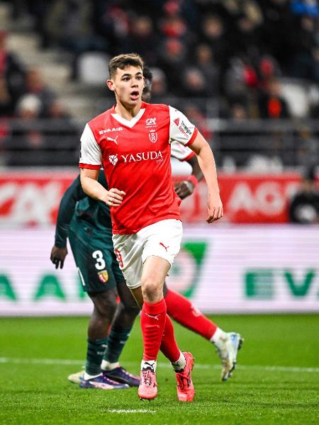 Gabriel Moscardo só disputou 5 partidas em sua temporada de estreia na Europa Gabriel Moscardo só disputou 5 partidas em sua temporada de estreia na Europa