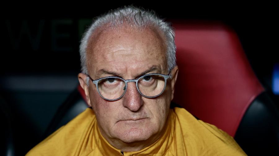 Dorival Júnior durante São Paulo x Boston River