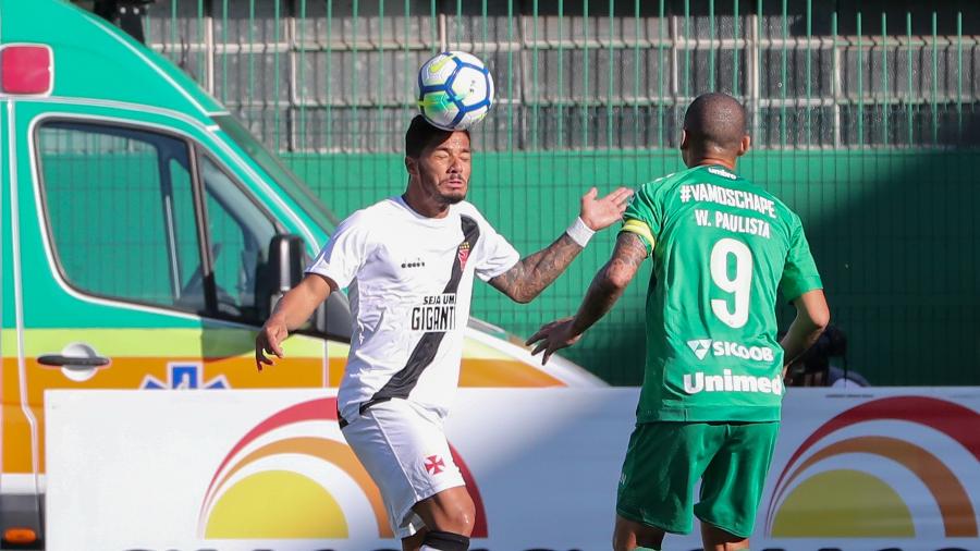 Chapecoense e Vasco se enfrentam hoje (14), às 19h, na Arena Condá (SC), pelo Brasileiro  - Liamara Polli/AGIF