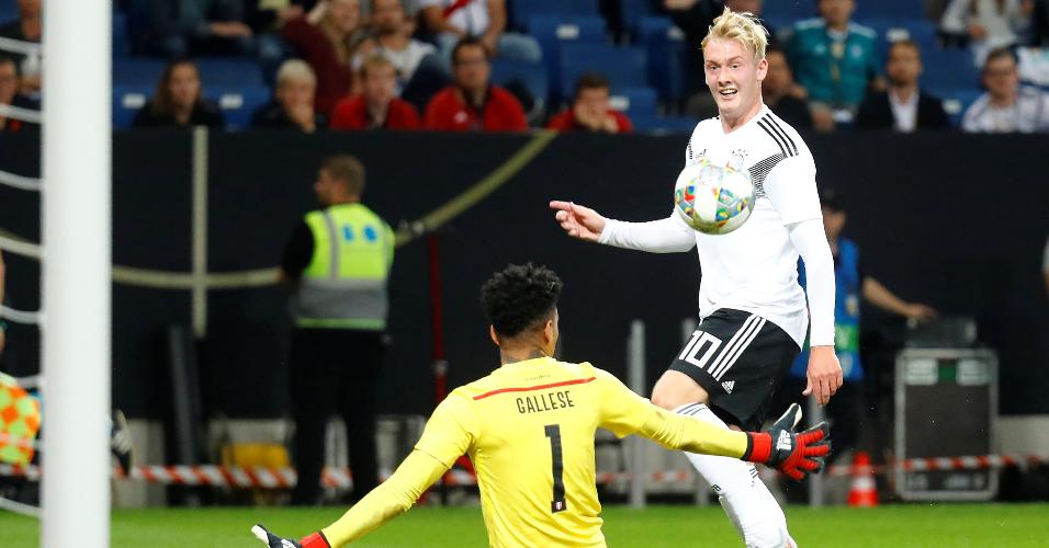 Julian Brandt toca na saída de Gallese para empatar o amistoso Alemanha x Peru