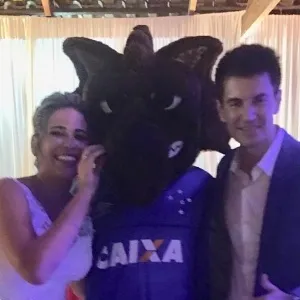 Casamento de Cris e Everthon, torcedores do Cruzeiro - arquivo pessoal