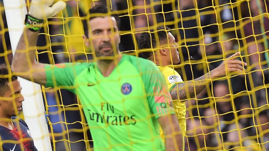 Buffon lamenta: PSG foi dominado durante boa parte da partida e perdeu a chance de comemorar o título - Loic Venance/AFP