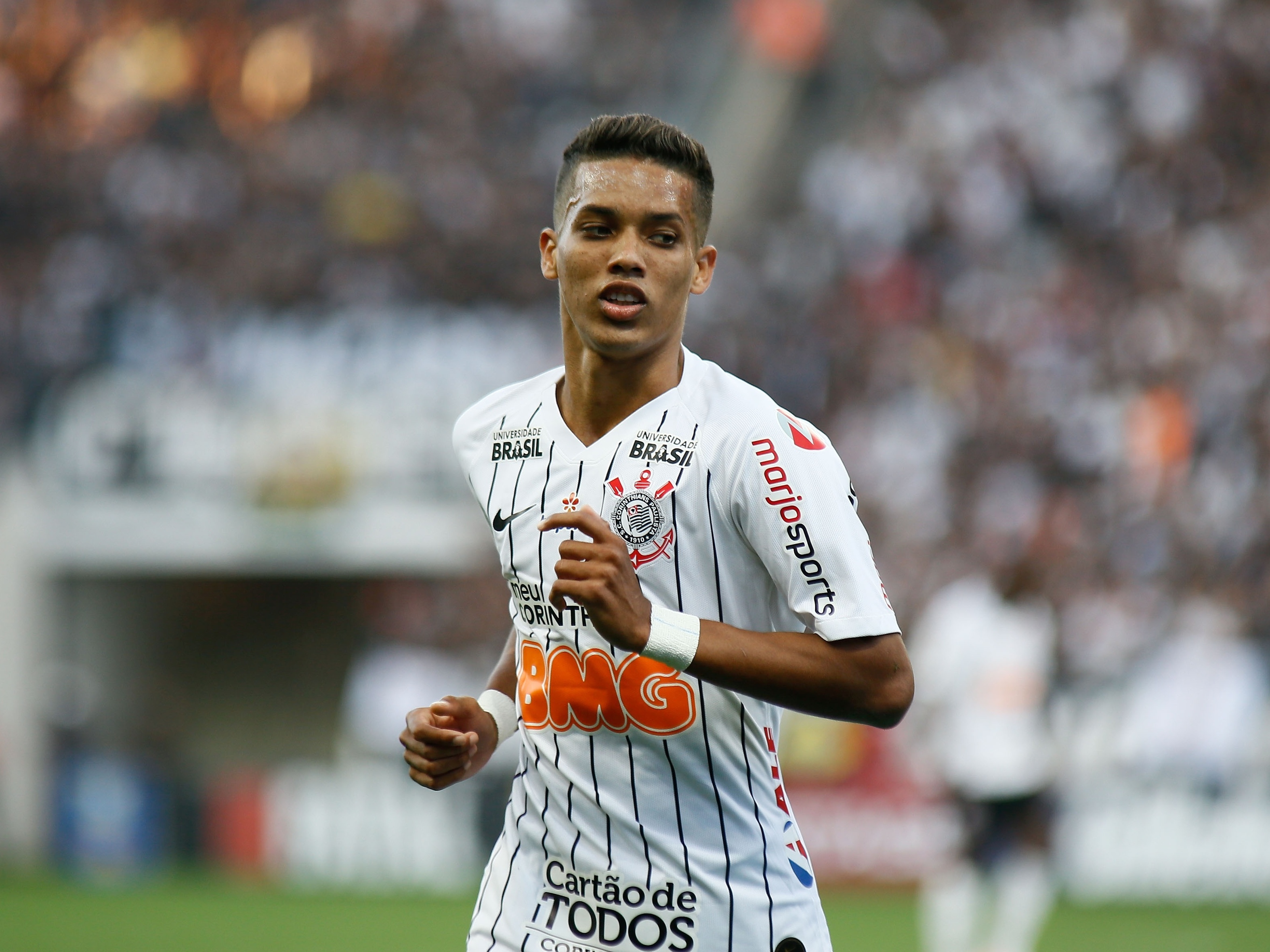 Pedrinho no Santos: saiba como estão as negociações com o jogador