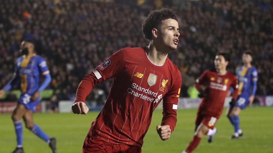 Curtis Jones comemora gol do Liverpool pela Copa da Inglaterra  - Reuters/Carl Recine