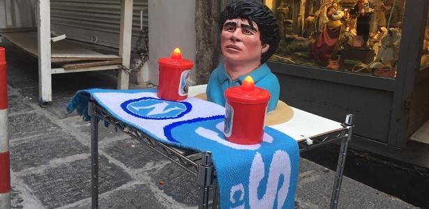 Bajo clero |  Maradona revela necrofilia política en Argentina