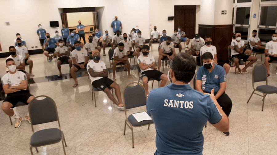 Jogadores do Santos recebem palestra sobre pandemia do novo coronavírus - Divulgação/Santos