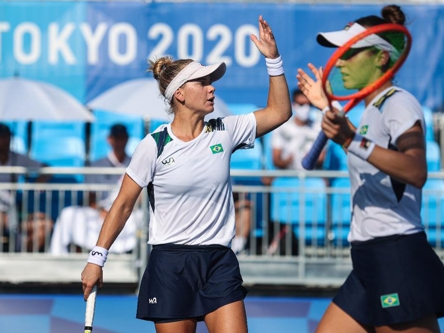 Dupla brasileira conquista medalha inédita e improvável no tênis - InfoMoney