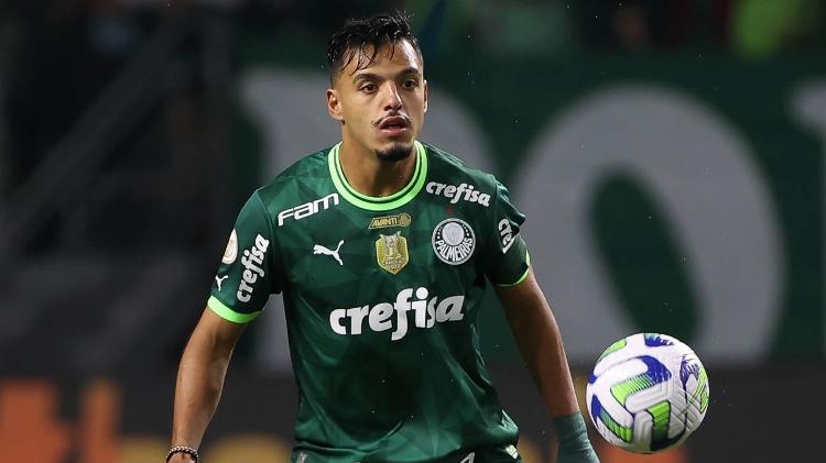 Gabriel Menino durante o jogo entre Palmeiras x Cruzeiro