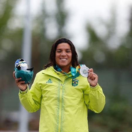 Ana Marcela ganhou a medalha de prata na maratona aquática em Santiago-2023