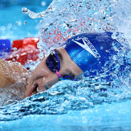 Beatriz Dizotti nadando o 1500m livre feminino nas Olimpíadas de Paris