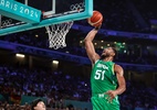 Tamanho do pé fez Bruno Caboclo desistir do futebol e ir jogar basquete - Gaspar Nóbrega/COB