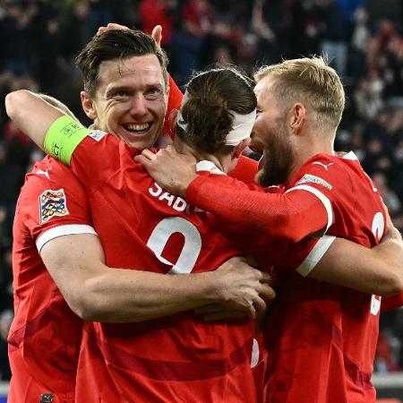 Michael Gregoritsch comemora gol marcado pela Áustria contra a Noruega na Liga das Nações - Joe Klamar / AFP