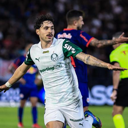 Maurício comemora após marcar gol da virada do Palmeiras contra o RB Bragantino pelo Campeonato Brasileiro 2025. Maurício comemora após marcar gol da virada do Palmeiras contra o RB Bragantino pelo Campeonato Brasileiro 2025.