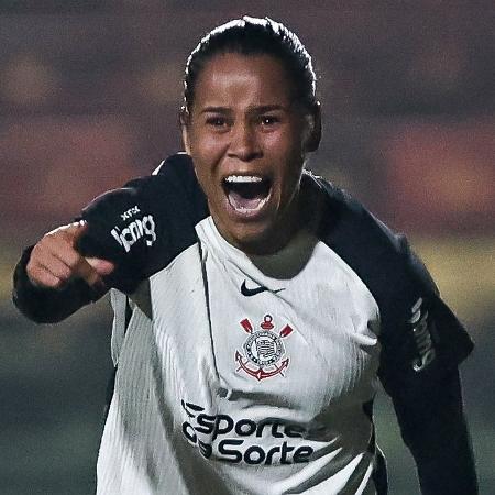 Vic Albuquerque comemora gol marcado pelo Corinthians contra o Flamengo no Brasileirão Feminino Vic Albuquerque comemora gol marcado pelo Corinthians contra o Flamengo no Brasileirão Feminino