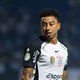 Lingard se surpreendeu com cobran&ccedil;a da torcida e diz: 'Vim levantar trof&eacute;u'