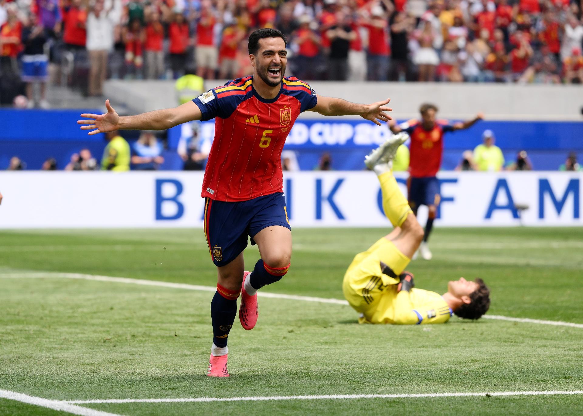 Merino, da Espanha, comemora contra a Bélgica pela Copa do Mundo - undefined