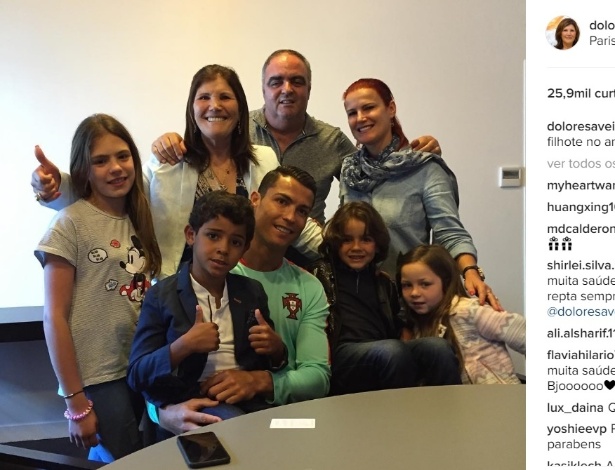 Cristiano Ronaldo recebeu a visita da família no dia do aniversário de seis anos do filho dele - Reprodução Instagram