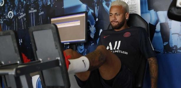 Neymar faz exercícios em reapresentação no PSG:
