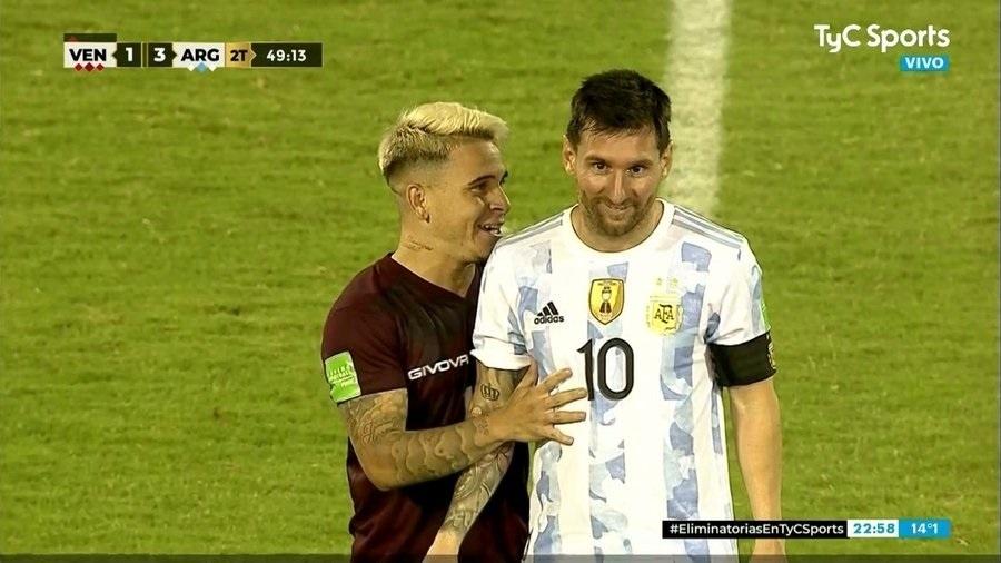 Soteldo e Messi durante a partida entre Venezuela e Argentina, pelas Eliminatórias para a Copa de 2022 - Reprodução