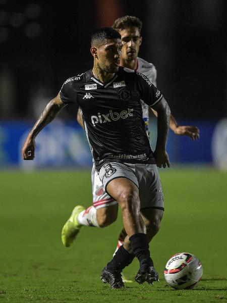 Yuri, do Vasco, em jogo contra o Ituano pela Série B do Brasileirão - Thiago Ribeiro/AGIF