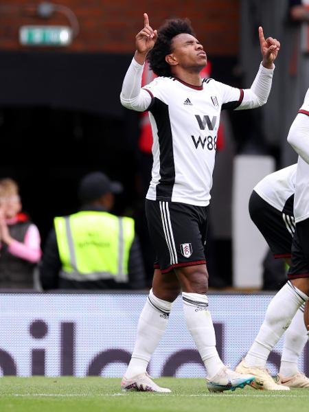 Willian marcou duas vezes na goleada do Fulham sobre o Leicester por 5 a 2