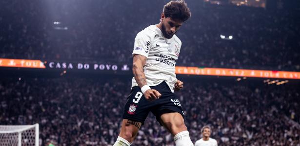 Yuri Alberto treinou finalização com Diniz e volta artilheiro