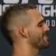 Santiago Ponzinibbio e Lorenz Larkin fazem encarada curiosa na pesagem do UFC Flórida - Reprodução