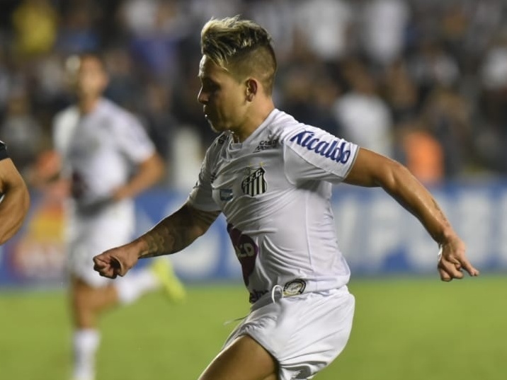 Denilson rasga elogios para Soteldo e vê Santos no caminho certo após  vitória contra Flamengo 