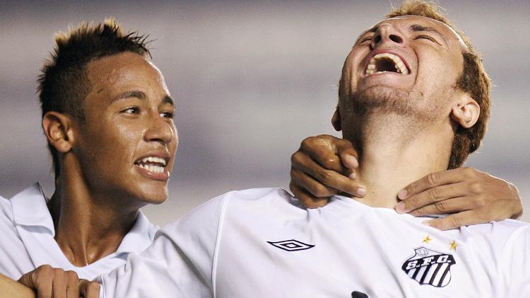 Neymar y Ze Loew celebran el gol del Santos en 2010 - Ricardo Saipon / Santos FC - Ricardo Saipon / Santos FC