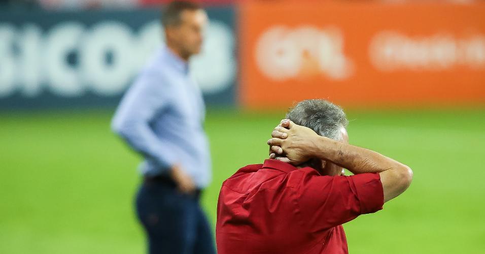 Abel Braga lamenta chance perdida pelo Internacional