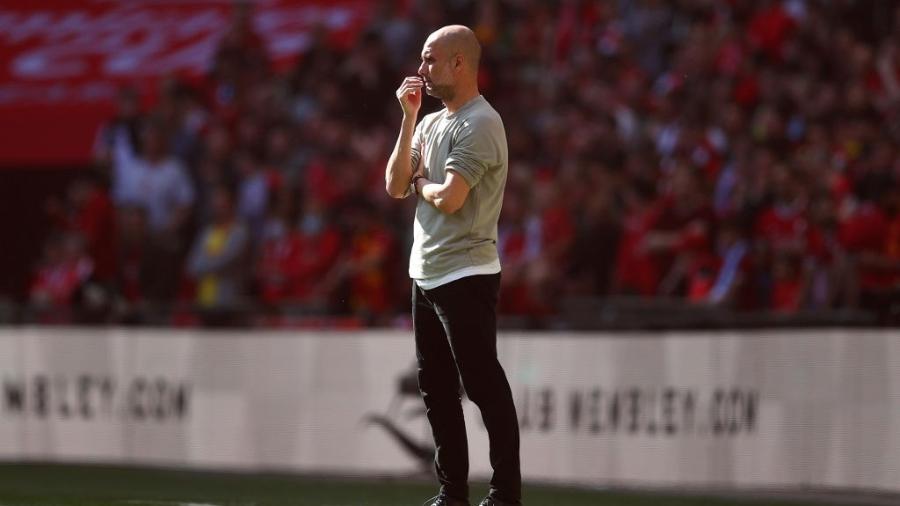 Pep Guardiola elogiou o desempenho do City mesmo após a derrota para o Liverpool na Supercopa da Inglaterra - Catherine Ivill/Getty Images