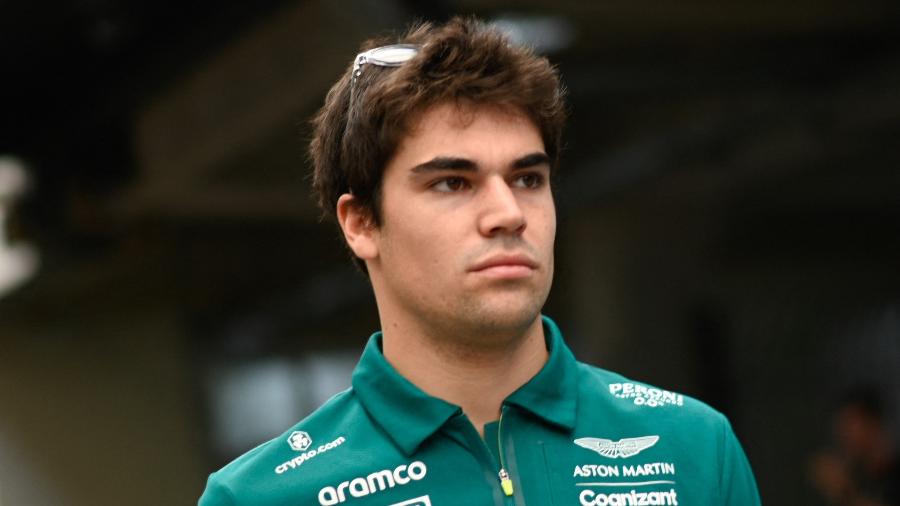 Lance Stroll (Aston Martin) no paddock de Interlagos antes de GP de São Paulo - MAURO PIMENTEL / AFP