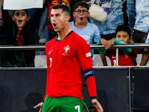 Cristiano Ronaldo faz gol salvador no fim, e Portugal vira sobre a Escócia