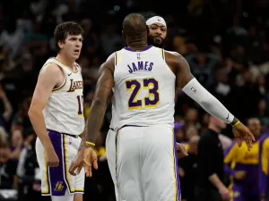 Davis e LeBron comandam vitória dos Lakers sobre os Spurs; veja resultados