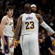 Lakers vai bem coletivamente e vence o Heat pela NBA