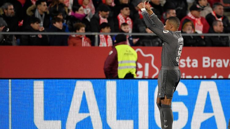 Mbappé celebra gol do Real Madrid diante do Girona