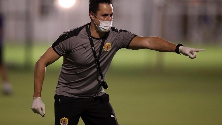 Brasileiro Diego Pereira comanda treinamento no Qatar SC antes de o campeonato local retornar no país da próxima Copa - Divulgação/Qatar SC