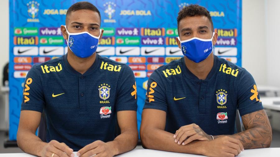 Renan Lodi e Danilo foram os laterais titulares da seleção contra a Bolívia, pelas Eliminatórias - Lucas Figueiredo/CBF