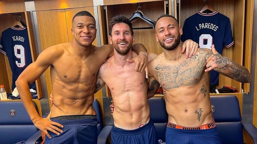 Neymar postou foto com Mbappé e Messi após a vitória do PSG contra o City na Champions - Instagram
