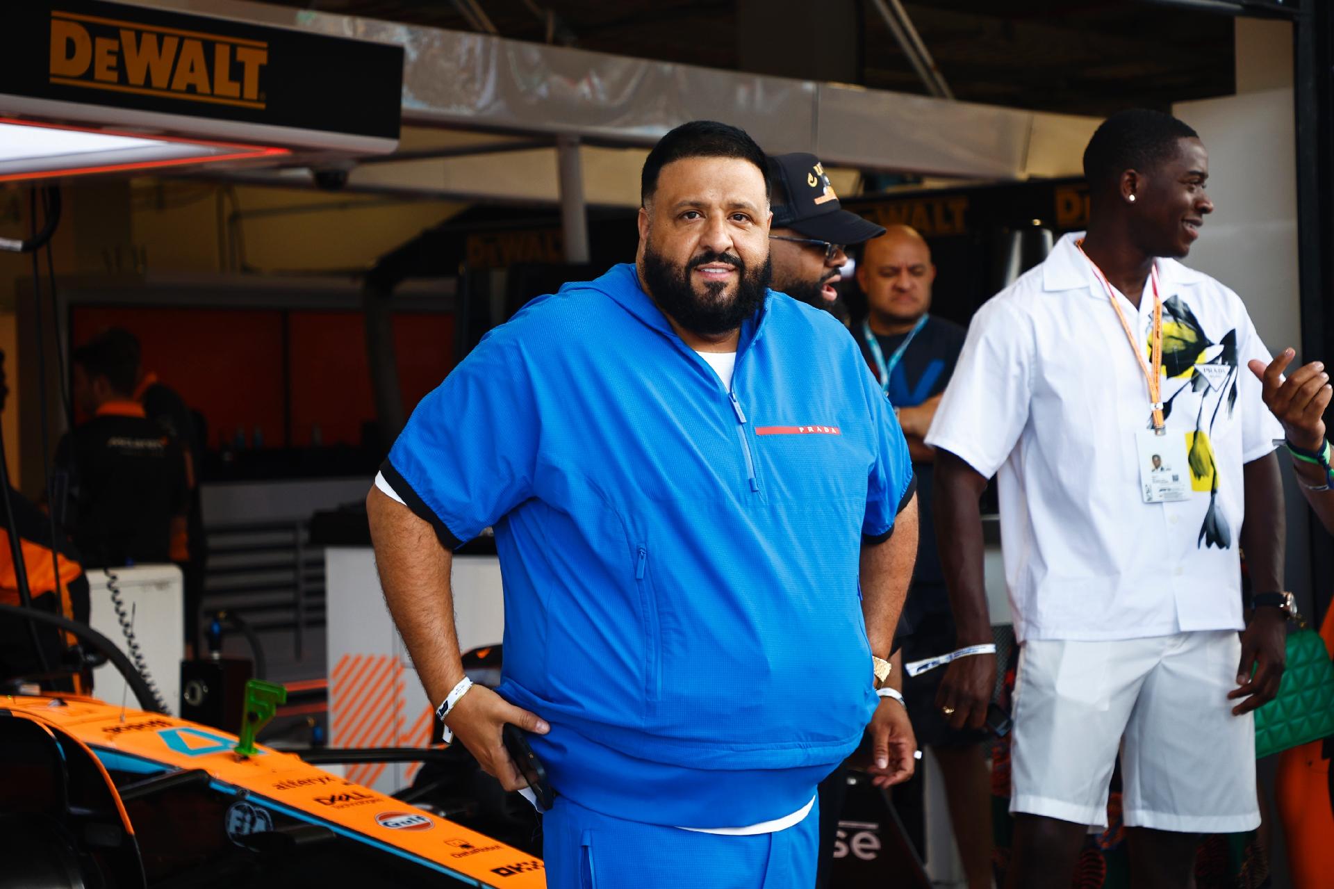 DJ Khaled no paddock do GP de Miami - Jared C. Tilton/Getty Images