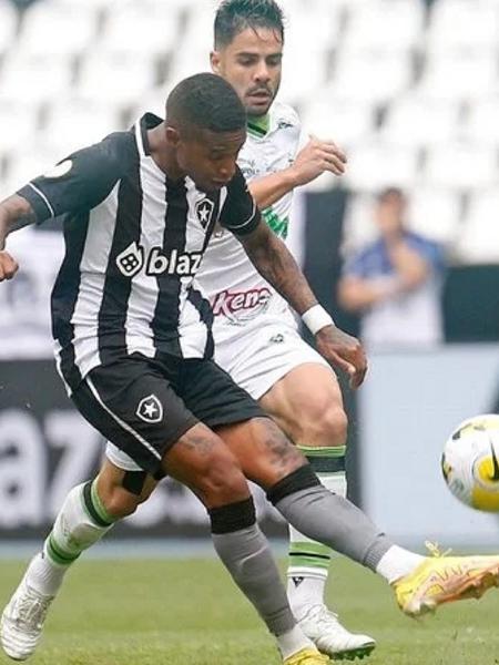 Botafogo esbarrou na marcação do América-MG e ficou no 0 a 0, pela 26ª rodada do Brasileirão-2022 - Vitor Silva/Botafogo