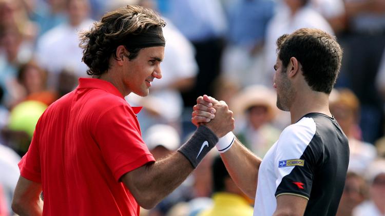 Roger Federer e o brasileiro Thiago Alves, no US Open 2008 - Jim McIsaac/Getty Images - Jim McIsaac/Getty Images