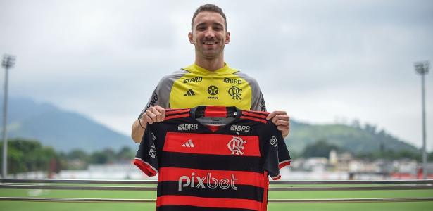 Flamengo: Léo Ortiz é recebido por Tite e elogia estrutura do Ninho.