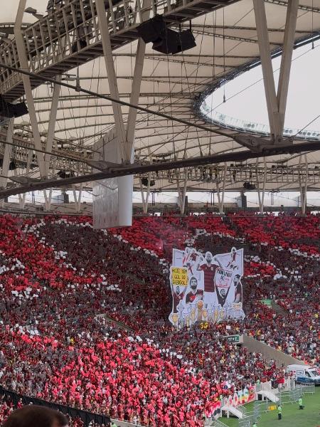 Gabigol ganhou mosaico da torcida do Flamengo no Maracanã - Luiza Sá/UOL