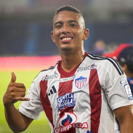 Meia tem 19 anos e ganhou destaque durante o Sul-Americano sub-20 deste ano Meia tem 19 anos e ganhou destaque durante o Sul-Americano sub-20 deste ano