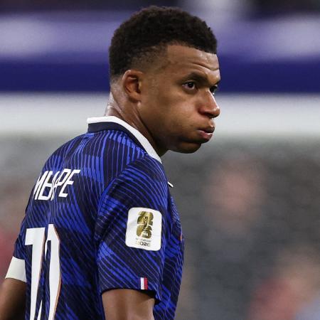Kylian Mbappé, da França, lamenta eliminação para a Espanha na semifinal da Copa do Mundo
