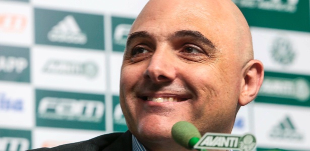 Mauricio Galiotte, presidente do Palmeiras, concede entrevista coletiva na sala de imprensa do CT - Ale Cabral/AGIF