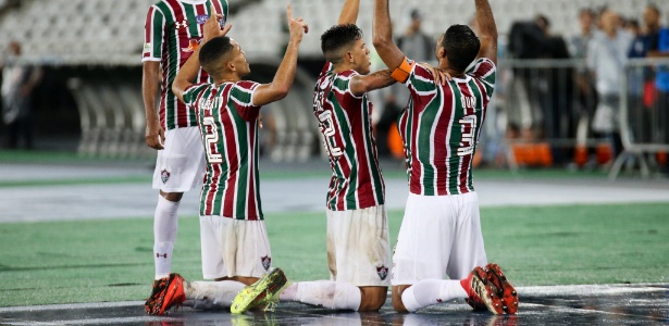 Gum, Renato Chaves e Ibañez foram o esquema de três zagueiros de Abel Braga no Flu - Lucas Merçon/Fluminense FC